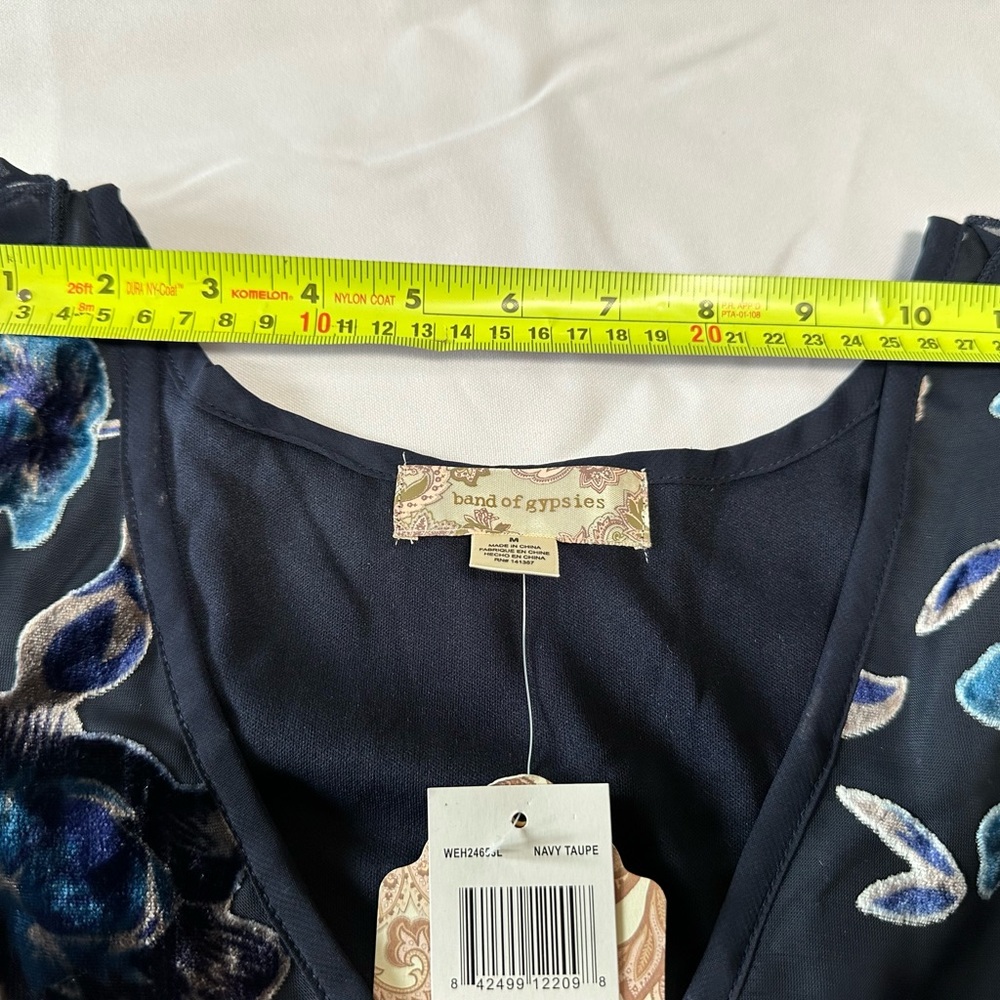 Band of Gypsies Black Ruffled Flutter Sleeve Bodysuit - Picture 5 of 14